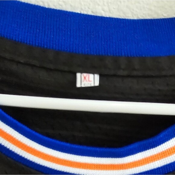 Tune squad D. Duck # 2 sleeveless basketball jersey men's XL - Picture 3 of 3